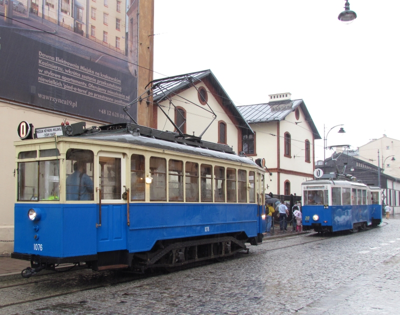 Jízdy historických vozidel při příležitosti výročí 140 let MHD v Krakově