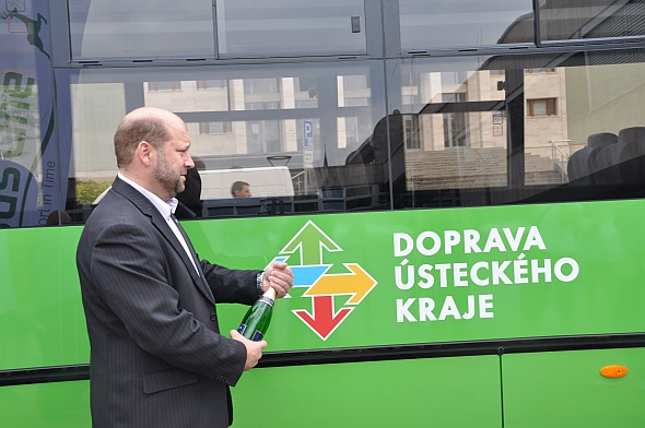 Cestující na Ústecku jezdí novými  CNG  autobusy SOR společnosti BusLine