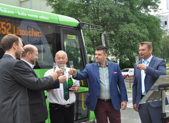 Cestující na Ústecku jezdí novými  CNG  autobusy SOR společnosti BusLine