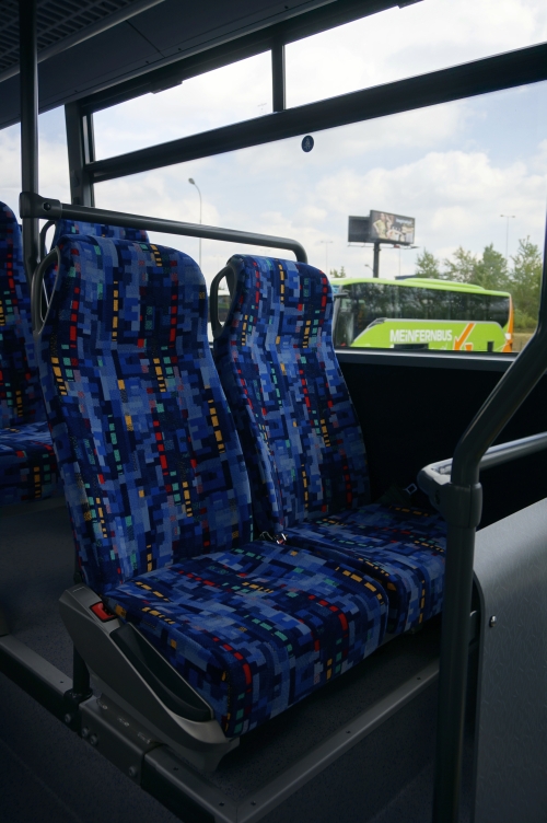 Obrazem: Jeden  z prvních sériových autobusů Setra 415 LE  business