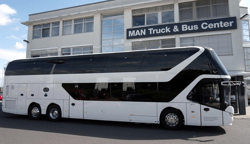 NEOPLAN Skyliner - 40 let doubledeckeru v moderním střihu: