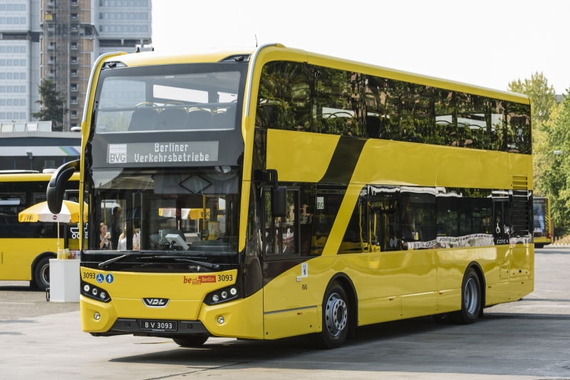 První nízkopodlažní doubledecker Citea DLF-114 otestuje dopravce BVG v Berlíně 