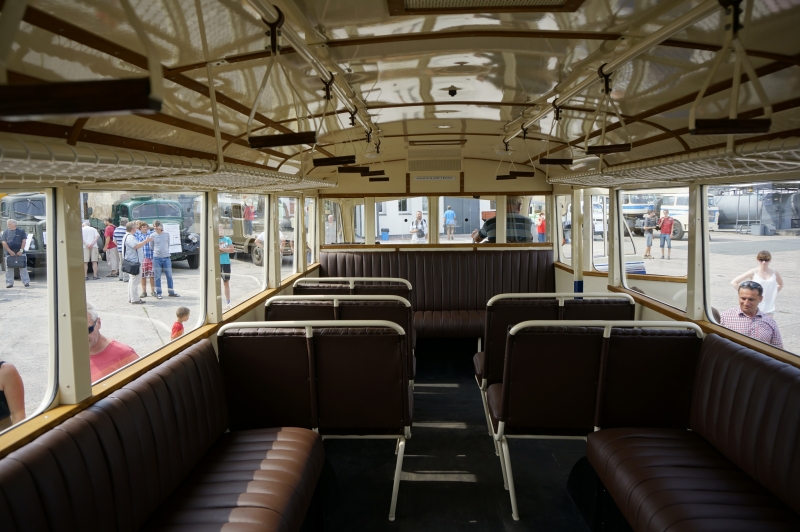 14. ročník veteránské přehlídky Zlatý bažant: Křest renovovaného autobusu Tatra 