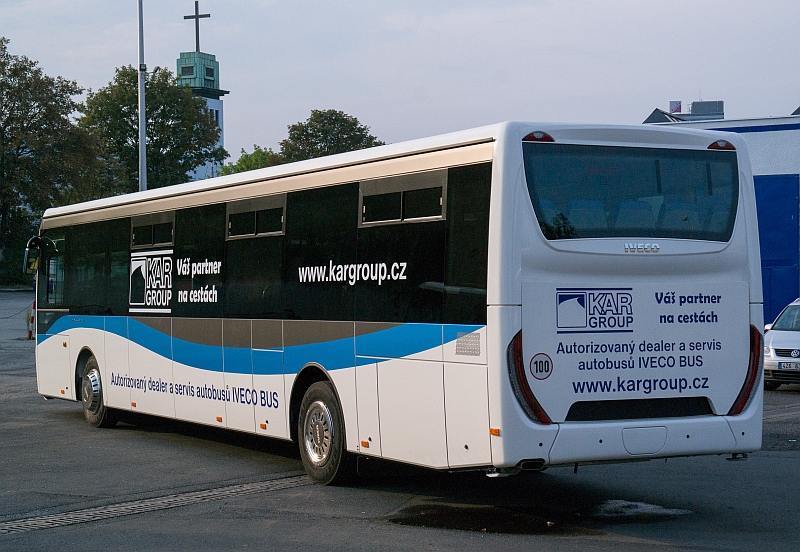 MOBILBOARD: Reklamní polep předváděcího autobusu  Iveco Crossway LE 