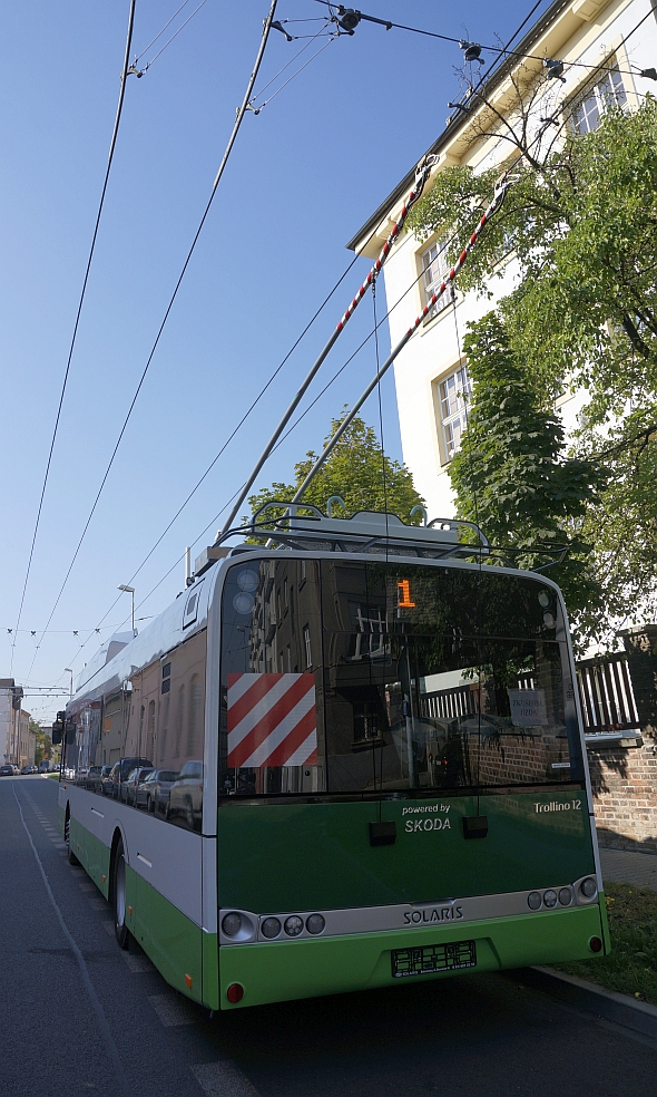 Z plzeňského polygonu 31.8.2015: Trolejbus Solaris Trollino 12 pro Cagliari