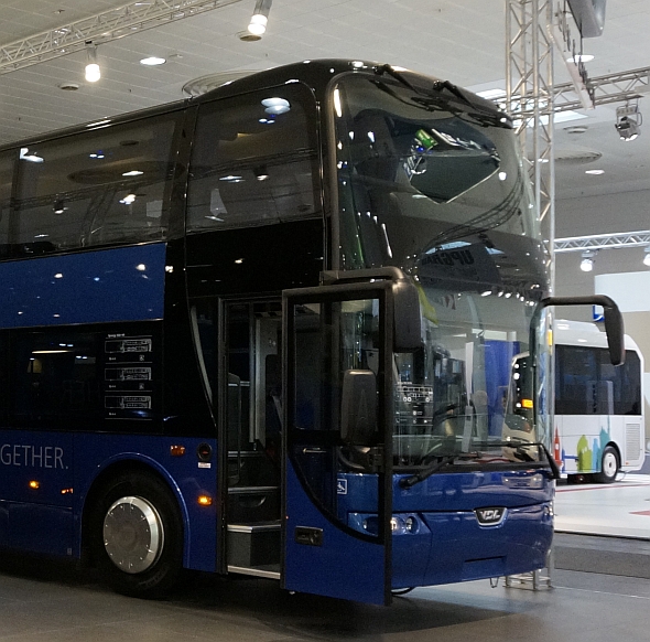 Obrazem VDL Bus &amp; Coach: Od Synergy 2007 přes 2014  k nové Futuře  FDD2 