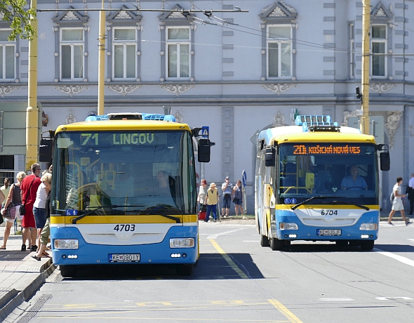 Východ Slovenska zaplavily nové autobusy. Reportáž z Košic