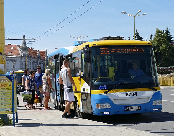 Východ Slovenska zaplavily nové autobusy. Reportáž z Košic