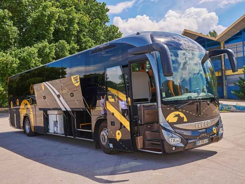 IVECO MAGELYS: International  “Coach of the Year 2016” 