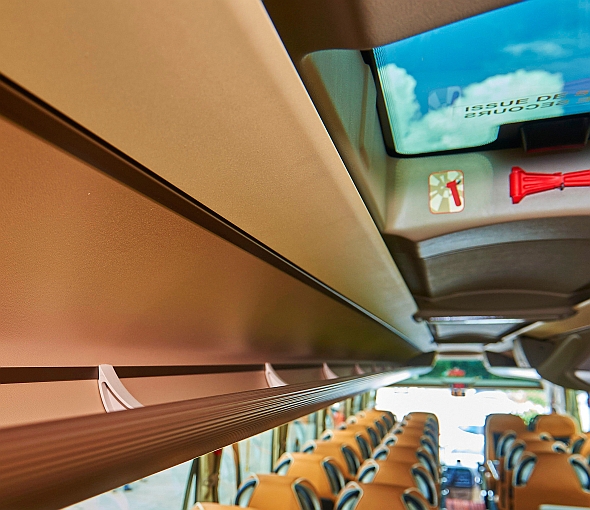 IVECO MAGELYS: International “Coach of the Year 2016”