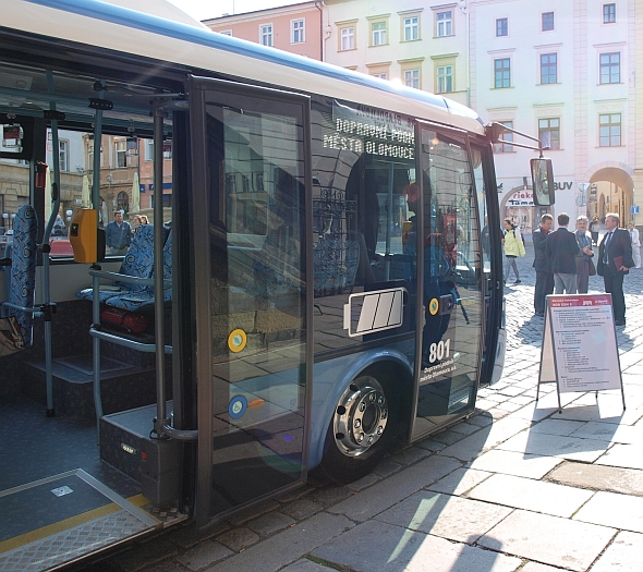 Elektrobus SOR EBN 8 bude tři týdny vozit cestující v ulicích Olomouce