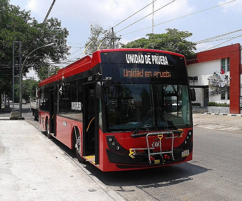 Mexiko: Trolejbusy s elektrovýzbrojí Škoda Electric.