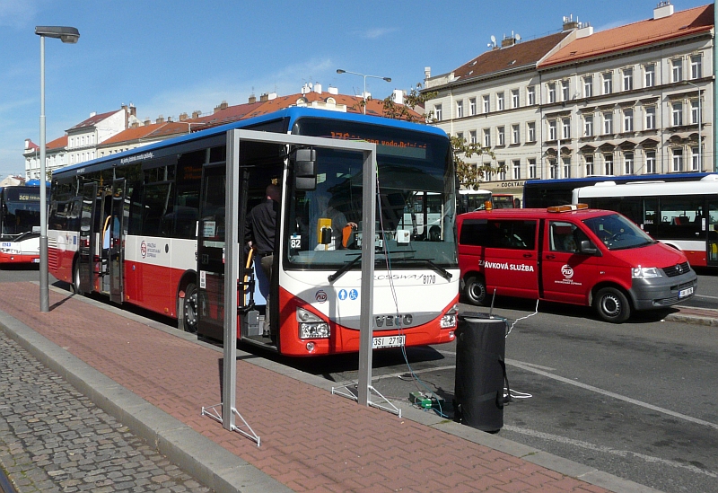 Dvě novinky ve veřejné dopravě představil ROPID ve spolupráci s firmou BUSTEC: