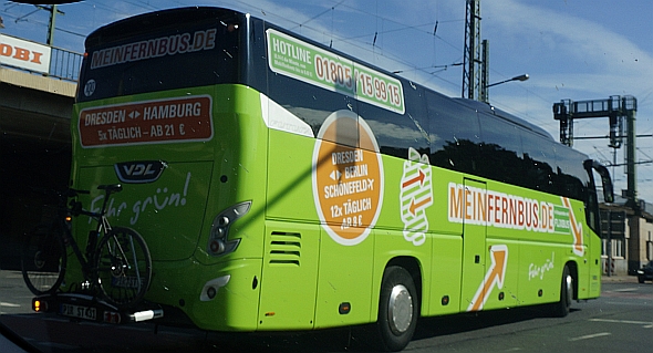 Zelené autobusy sítě MeinFernbus FlixBus nelze přehlédnout jak na ÚAN Florenc,