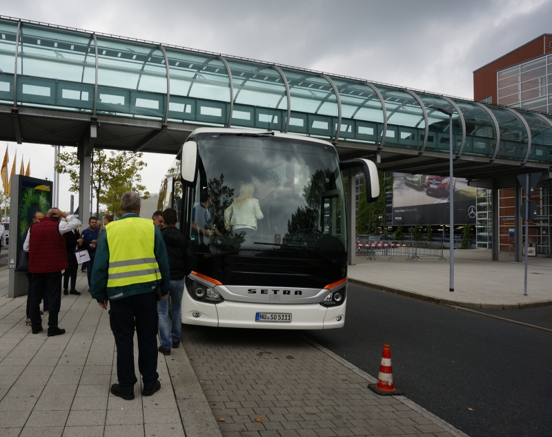 Nové modely S 511 HD navazují na historii clubbusů Setra