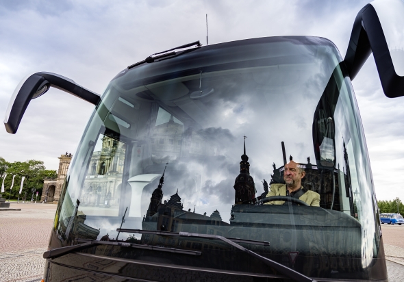Nové modely S 511 HD navazují na historii clubbusů Setra