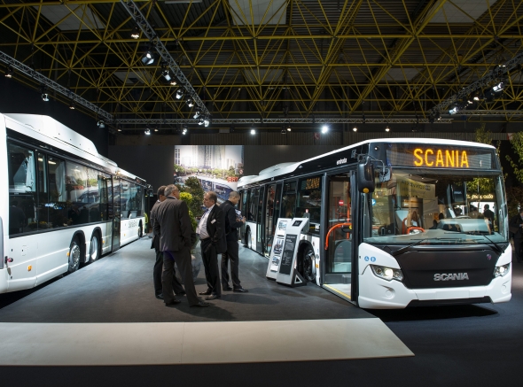 BUSWORLD 2015: Scania - alternativní paliva, hybridní technologie a nový Touring