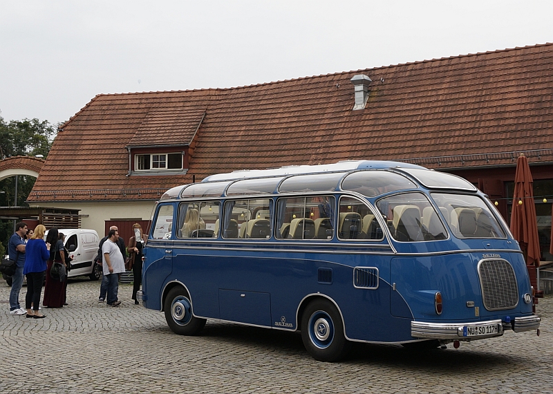 Začalo to v roce 1955, kdy Karl Kässbohrer představil Setru S6