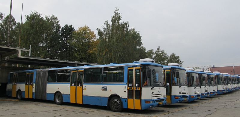 Obrazem: Z DOD DP Ostrava v garážích Poruba a dílnách  Martinov 10.10.2015