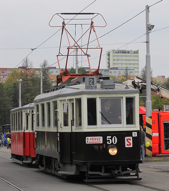 Obrazem: Veteráni na DOD DPO. BUSportálová premiéra Škody 706 RO 