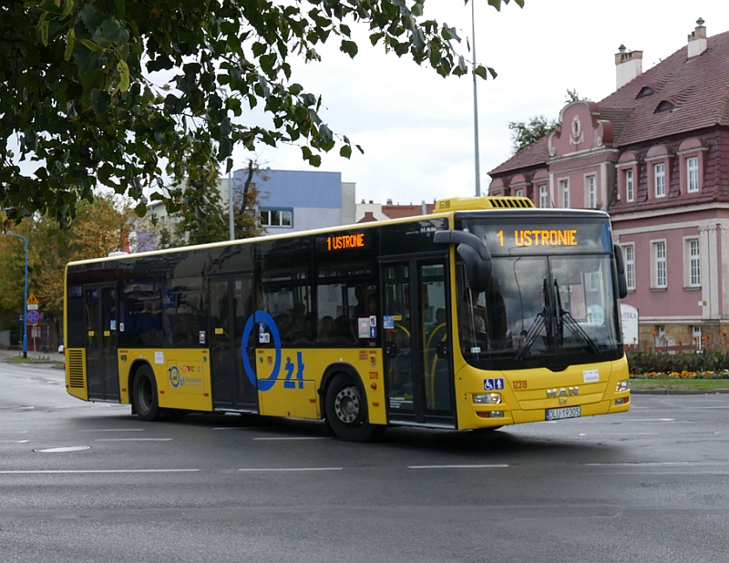 Autobusová pohlednice z polského Lubinu: Za „nula złotých'