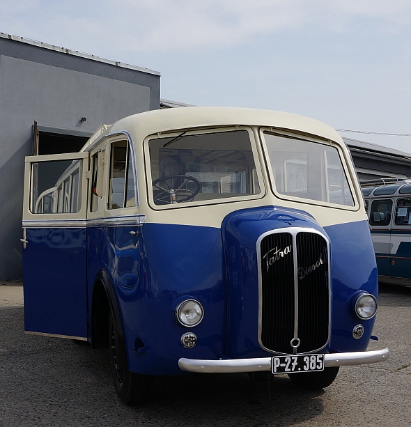 Renovovaný autobus Tatra 85/91 z roku 1938 v Národním technickém muzeu 