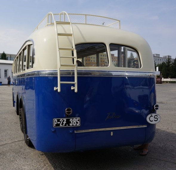 Renovovaný autobus Tatra 85/91 z roku 1938 v Národním technickém muzeu 