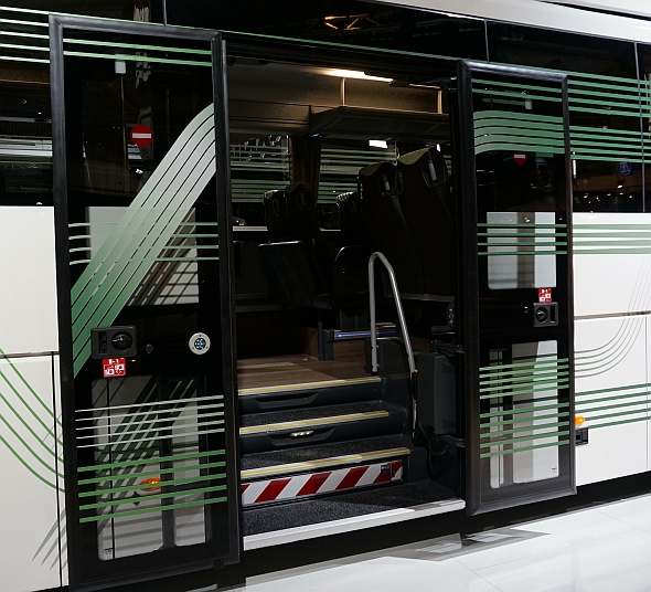 BUSWORLD 2015: Scania doplňuje portfolio autobusem Interlink v 'T' designu