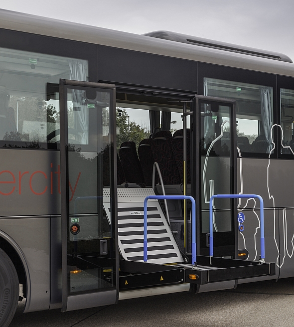 BUSWORLD 2015: MAN Bus &amp; Truck I. -  MAN představil novinku Lion’s Intercity