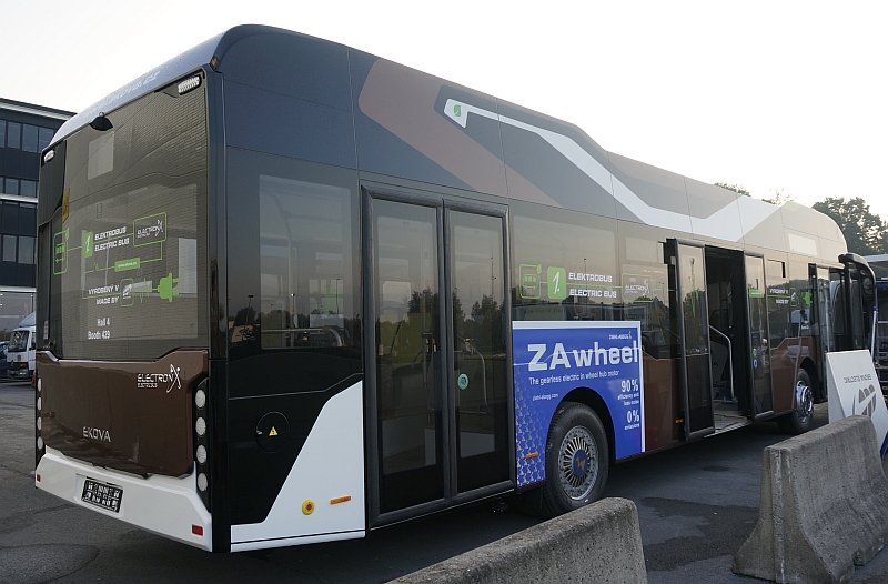 BUSWORLD 2015: Technologie ZAwheel  Ziehl-Abegg. Elektrobus EKOVA Electron 