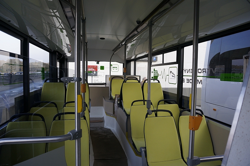 BUSWORLD 2015: Technologie ZAwheel Ziehl-Abegg. Elektrobus EKOVA Electron