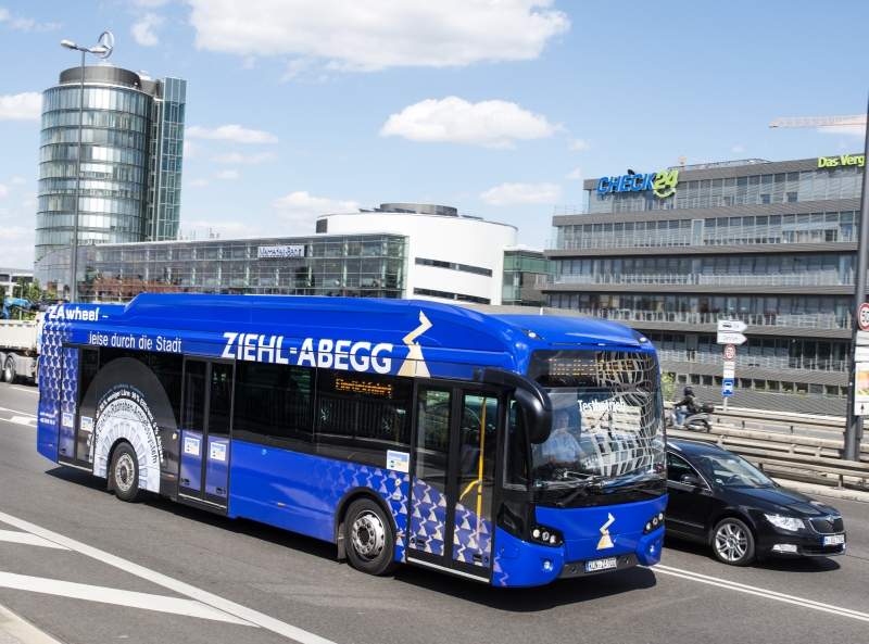 BUSWORLD 2015: Technologie ZAwheel  Ziehl-Abegg. Elektrobus EKOVA Electron 