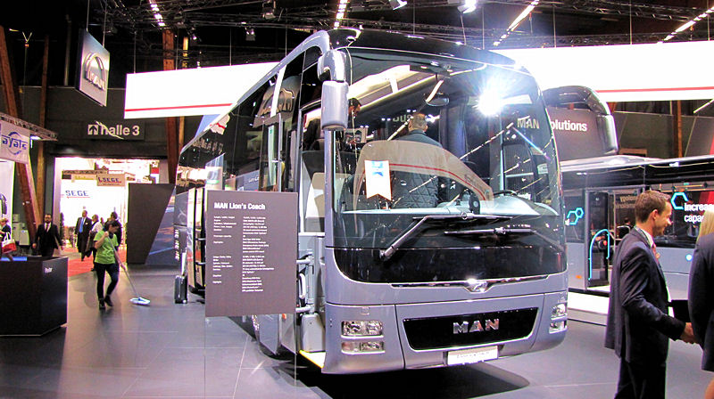 BUSportál SK/BUSWORLD 2015: Grand Award Coach pre SETRA S 516 HDH TopClass