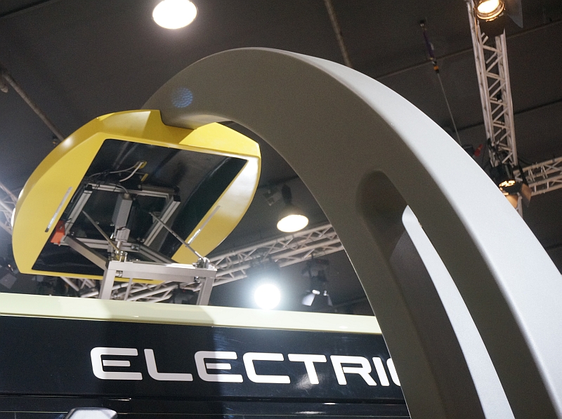 BUSWORLD 2015: Volvo Buses - v premiéře elektrobus 12 m, kloubový hybrid,