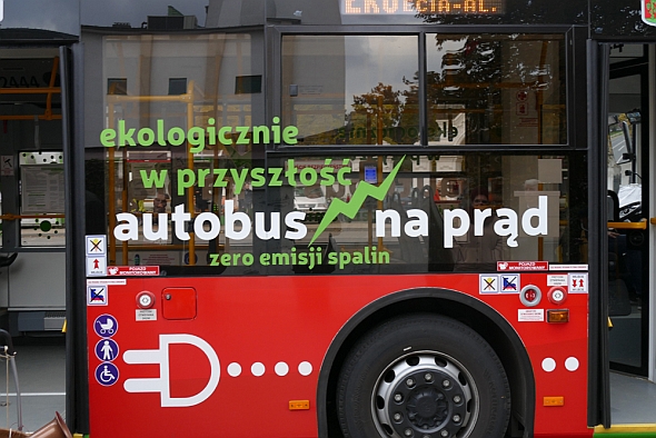 Už rok  jezdí  v polském  Lublinu kooperační elektrobus Ursus Bogdan