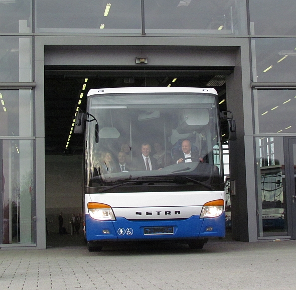 Německý Daimler předal 140 autobusů značky Setra koncernu ICOM transport