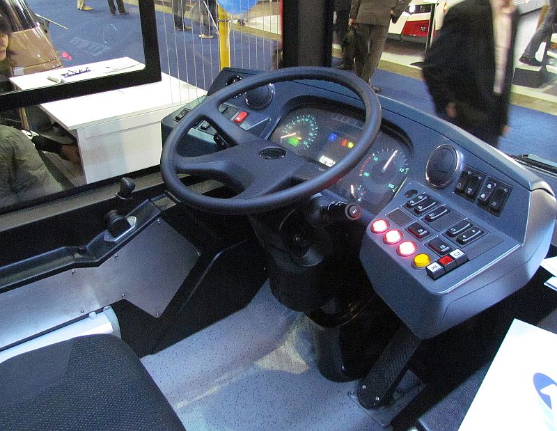 Ohlédnutí za veletrhem Czechbus 2015: Elektrobus EKOVA ELECTRON