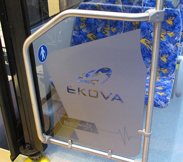 Ohlédnutí za veletrhem Czechbus 2015: Elektrobus  EKOVA ELECTRON