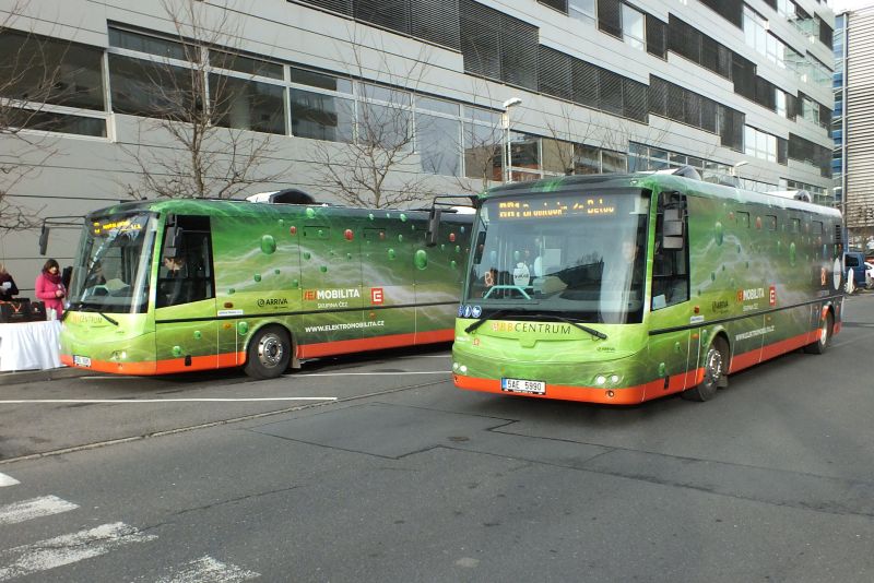 V Praze vyjely do ostrého provozu s cestujícími 2 nové elektrobusy