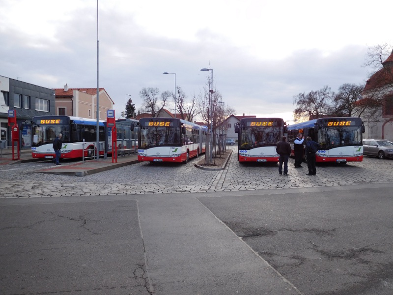 Další jezevčíci v provozu ( kloubové autobusy SOLARIS Urbino 18)