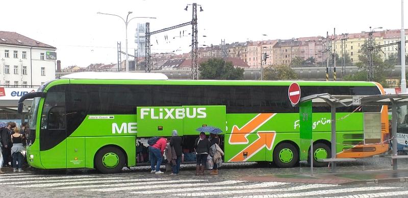 ČSAD SVT Praha mezi nejlepšími prodejci jízdenek Flixbus