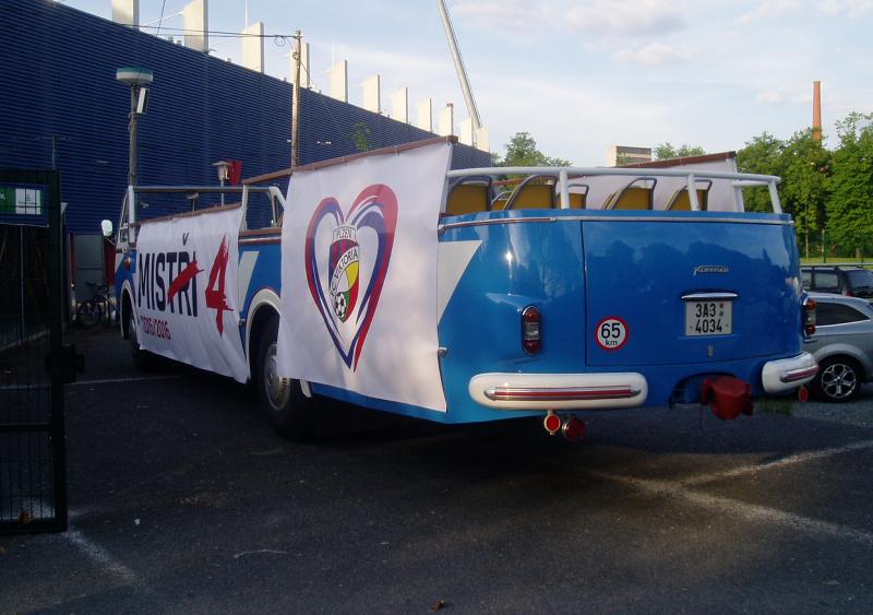 Historický autobus Š 706 RTO se zúčastnil oslav v Plzni