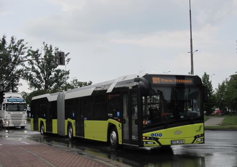 V Přerově si cestující vyzkoušeli autobus Solaris Urbino 18 IV.