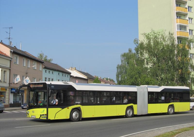 V Přerově si cestující vyzkoušeli autobus Solaris Urbino 18 IV.