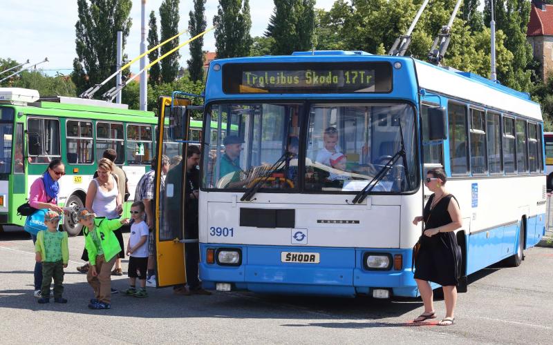 ŠKODA a PMDP oslavily trolejbusové výročí