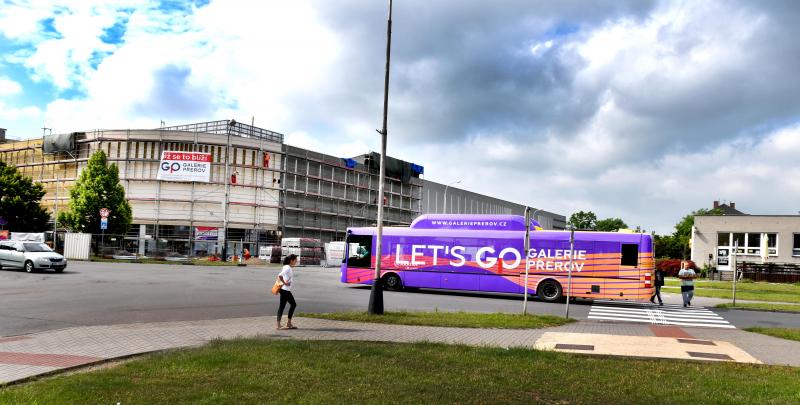 Reklamní polep autobusu s plynovou nástavbou