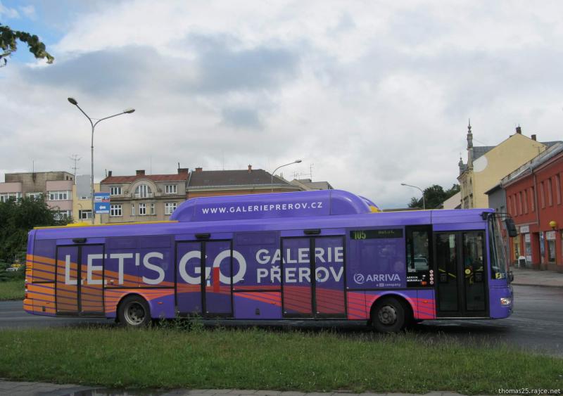 Reklamní polep autobusu s plynovou nástavbou