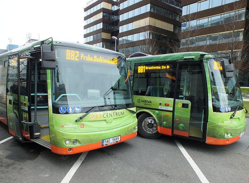 První bezplatné elektrobusy v Praze svezly přes 300 tisíc pasažérů