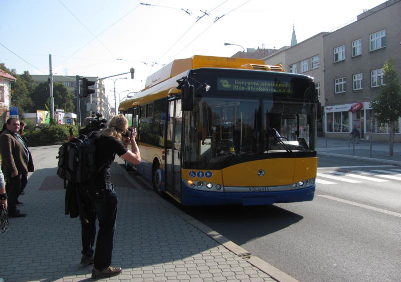 Ve Zlíně zkouší první bateriový trolejbus