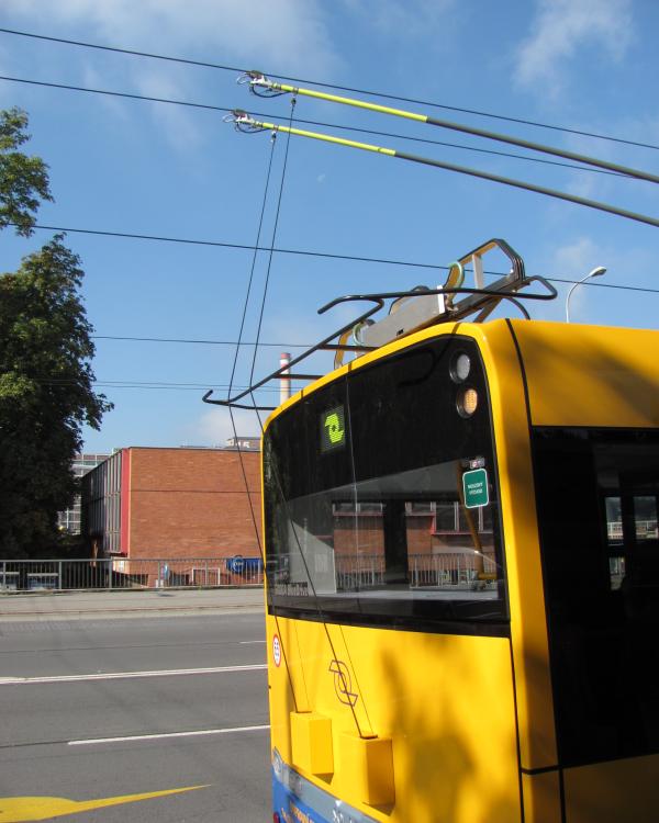 Ve Zlíně zkouší první bateriový trolejbus